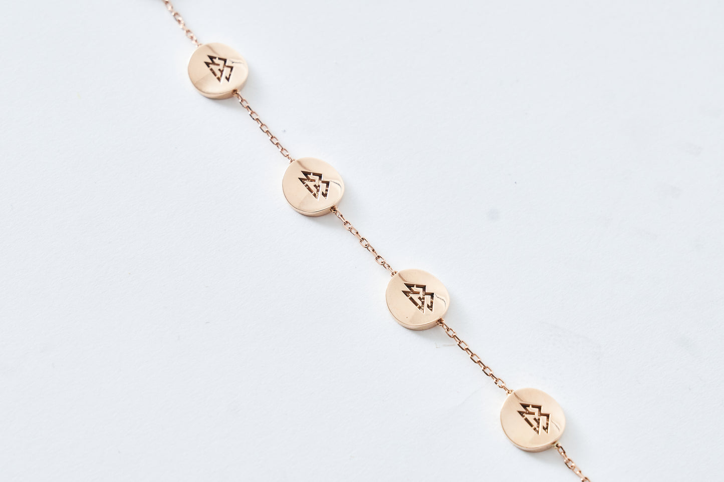 GOLDEN HOUR MOTIF BRACELET