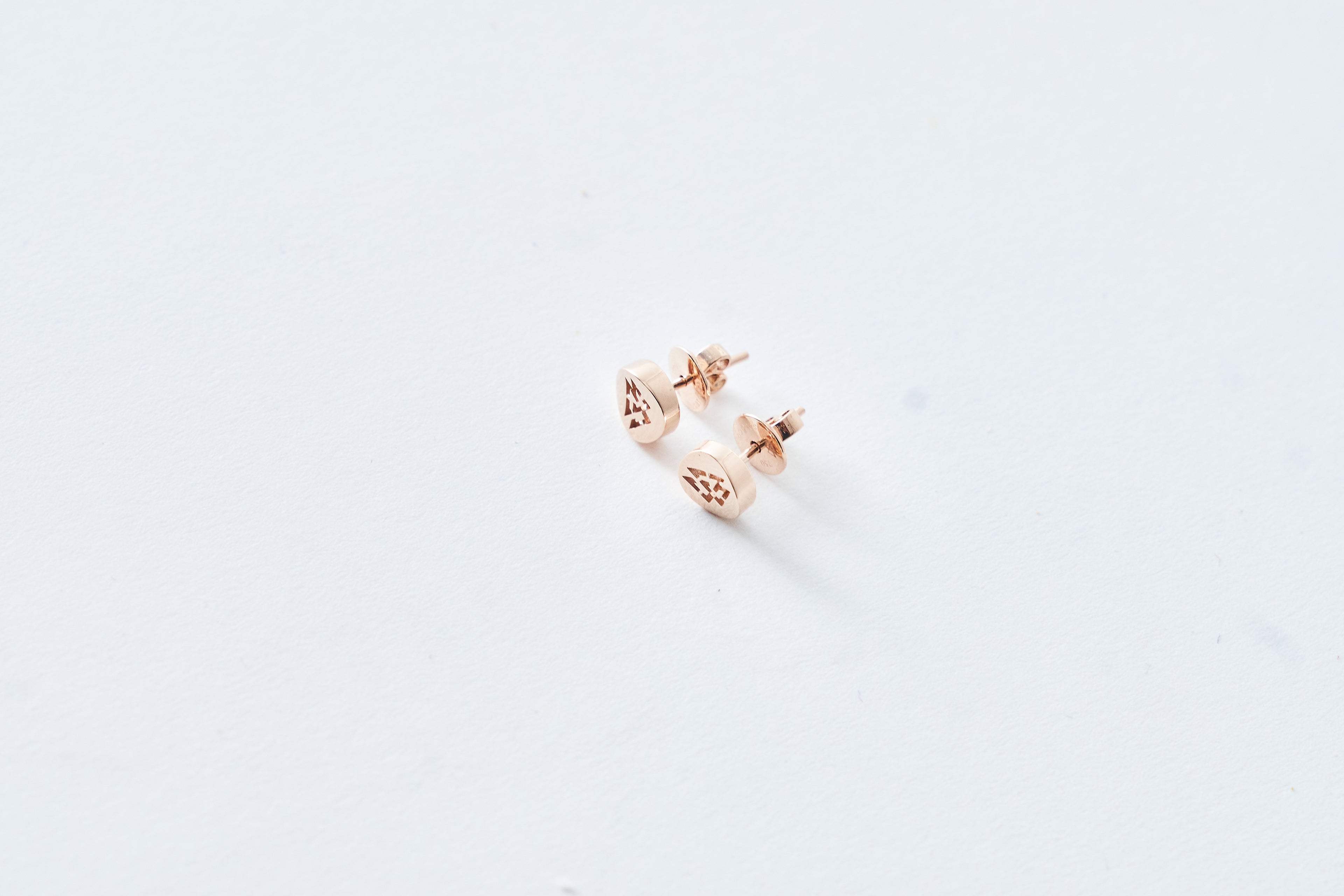 GOLDEN HOUR STUDS (PAIR)