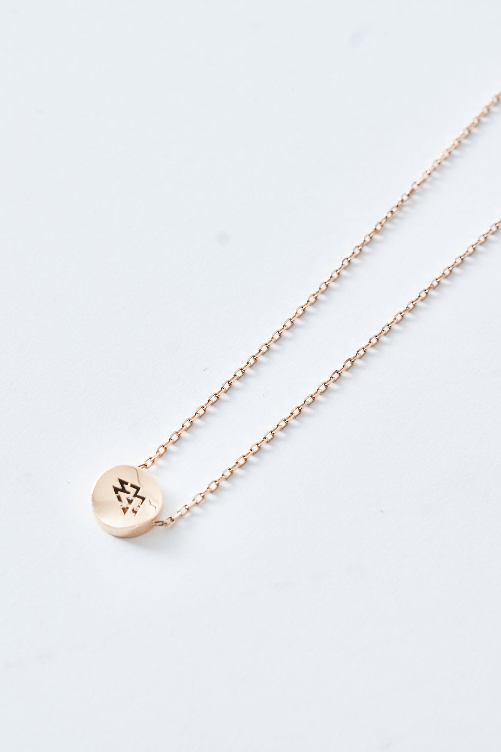 GOLDEN HOUR NECKLACE