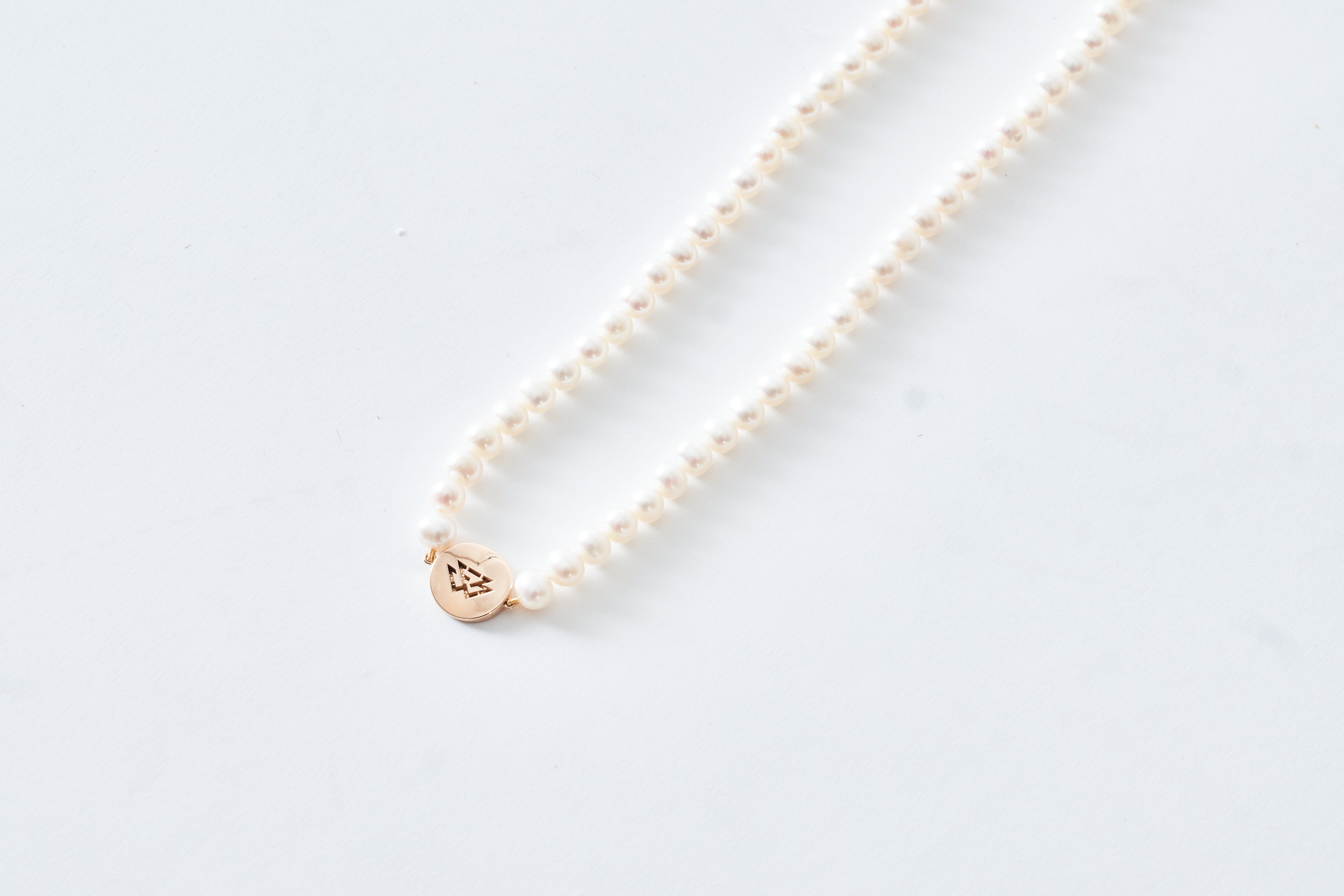 GOLDEN HOUR MOTHER PEARL NECKLACE – Busar&Co